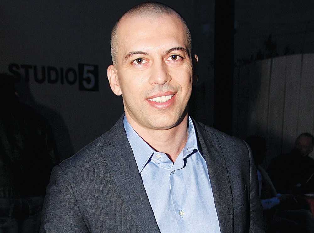 Topalka žena izbacila iz stana!