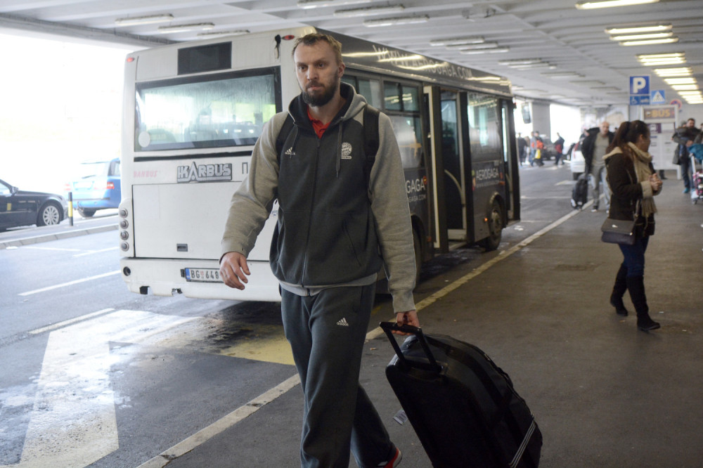 Savanović dolazi u Zvezdu?