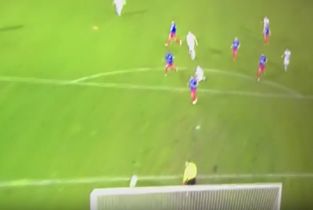 Ibrahimovićev projektil, golman nije stigao ni da pogleda (FOTO)