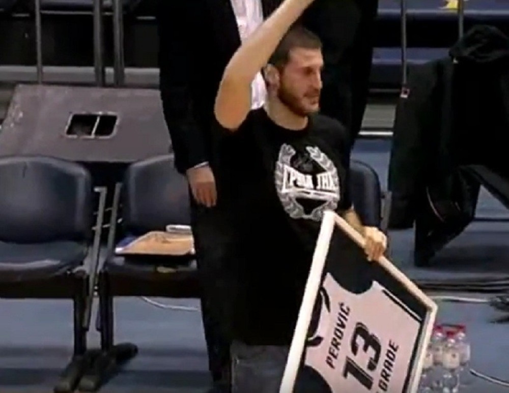 "Skidam kapu Jokiću"