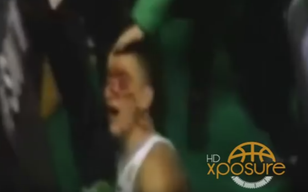 Košarkaš pogođen flašom! (VIDEO)