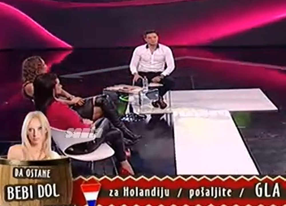 Otkrila je koji farmeri su se smuvali! (VIDEO)