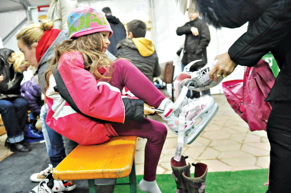 Besplatno klizanje za školarce na Tašu!