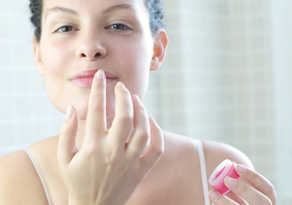 Napravite melem koji će vam za par sekundi povećati usne