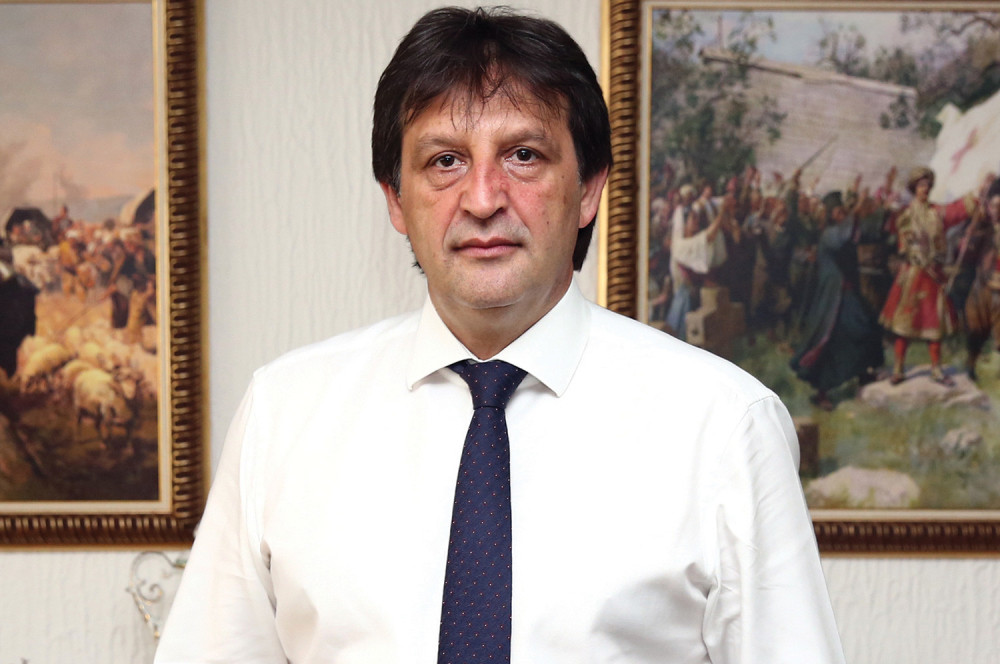 Do izbora bez ministra odbrane?