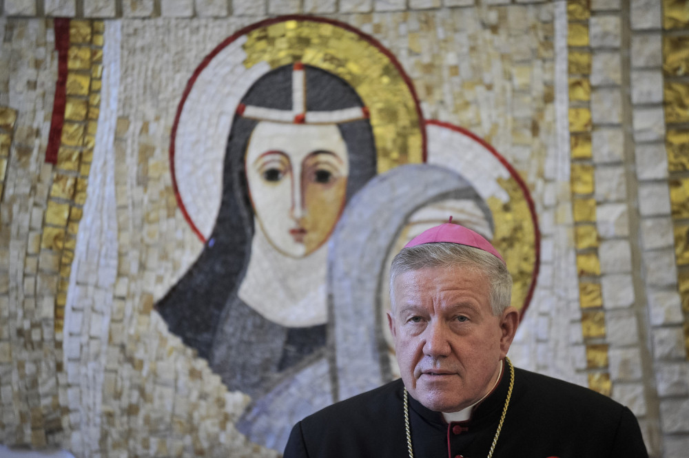 Beogradski nadbiskup Hočevar učino veliku stvar za Srbiju