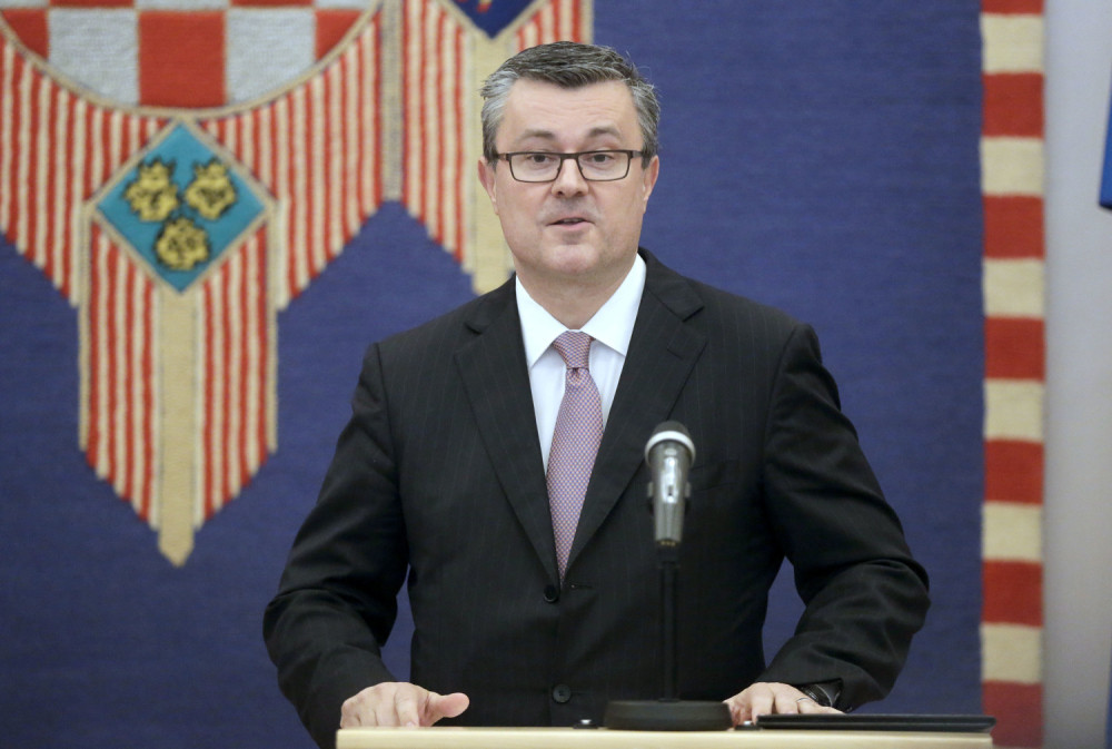 Orešković: Još nije vreme za ćirilicu u Vukovaru