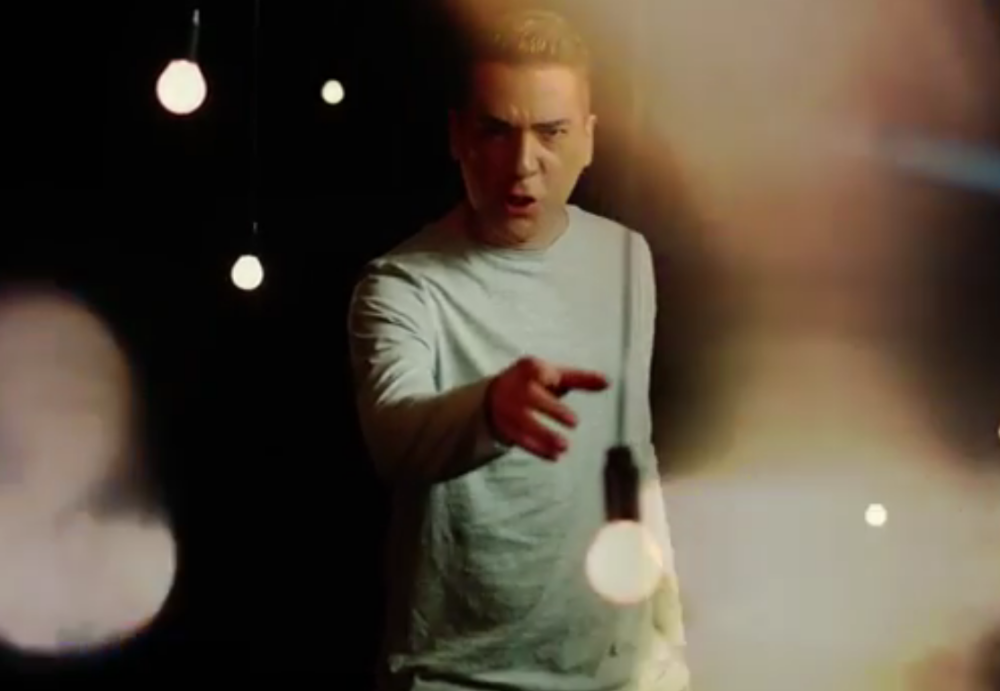 "Sjaši p*derčino!" Gej aktivista, opet, udario na Željka Joksimovića! (FOTO)