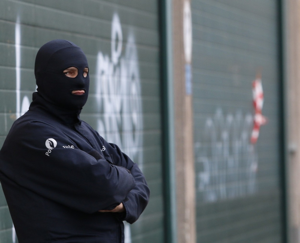 Uhapšen muškarac, osumnjičen za napade u Parizu!