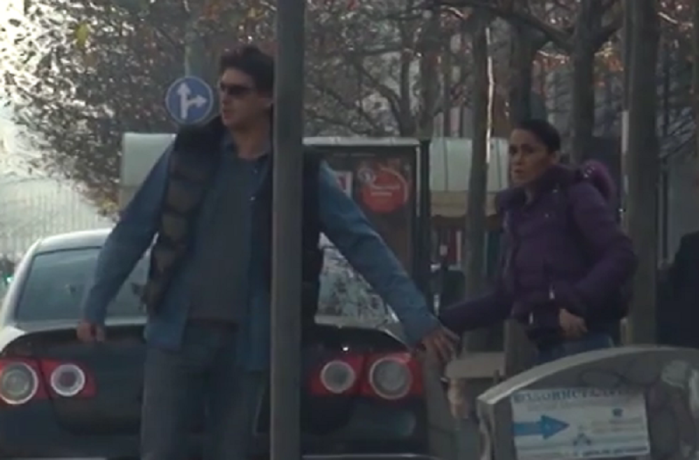 Mini se dečko uselio na gajbu (VIDEO)