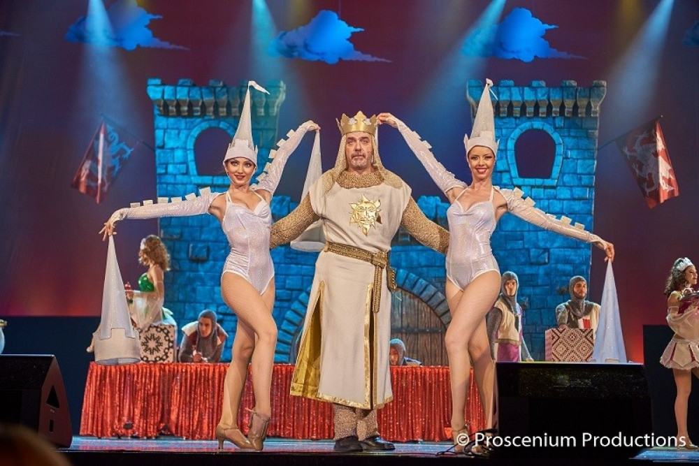 HIT~Nikola Kojo prozivao Gašića na predstavi (VIDEO)