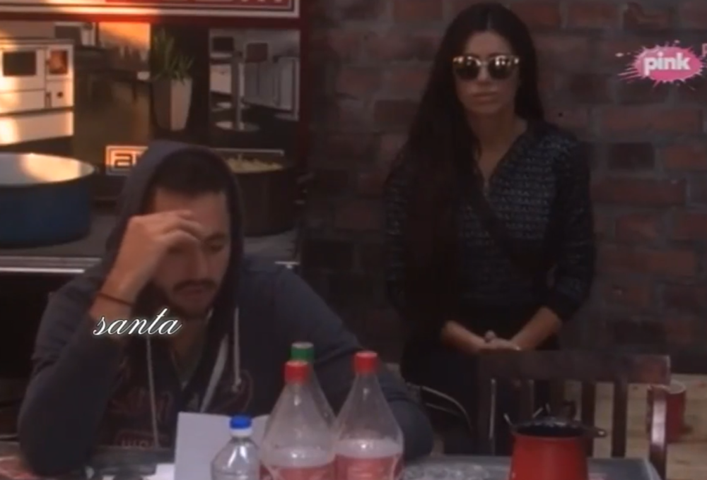 Farmeri ovako reagovali na diplomu Mimi Oro! (VIDEO )