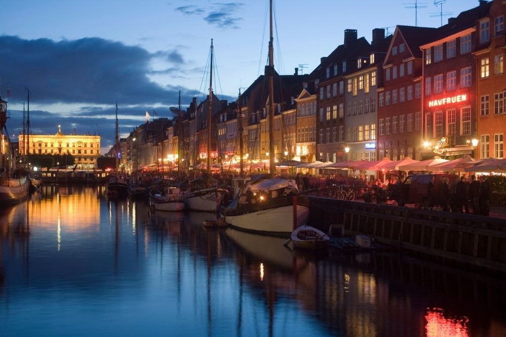 Danska paralisana, podignuti svi mostovi, obustavljeni trajekti, cela država je NA NOGAMA