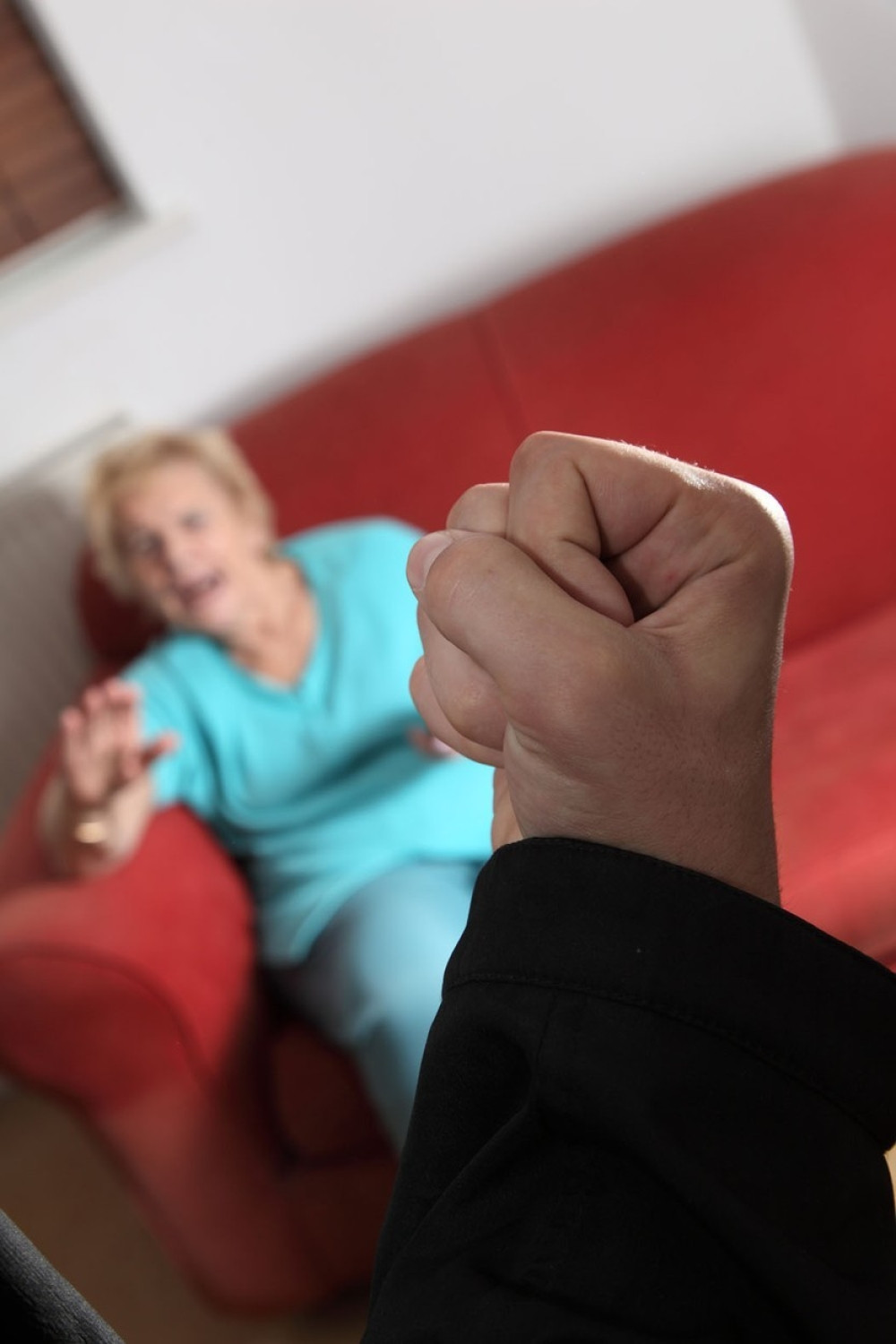 Starije osobe na meti zlostavljača!