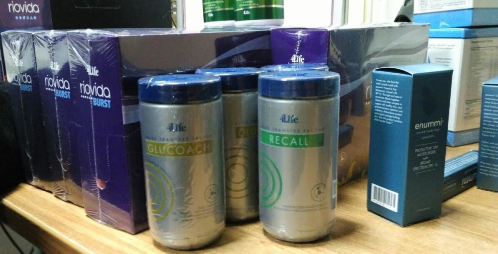 Carinci otkrili dodatke ishrani, mušku i žensku galanteriju