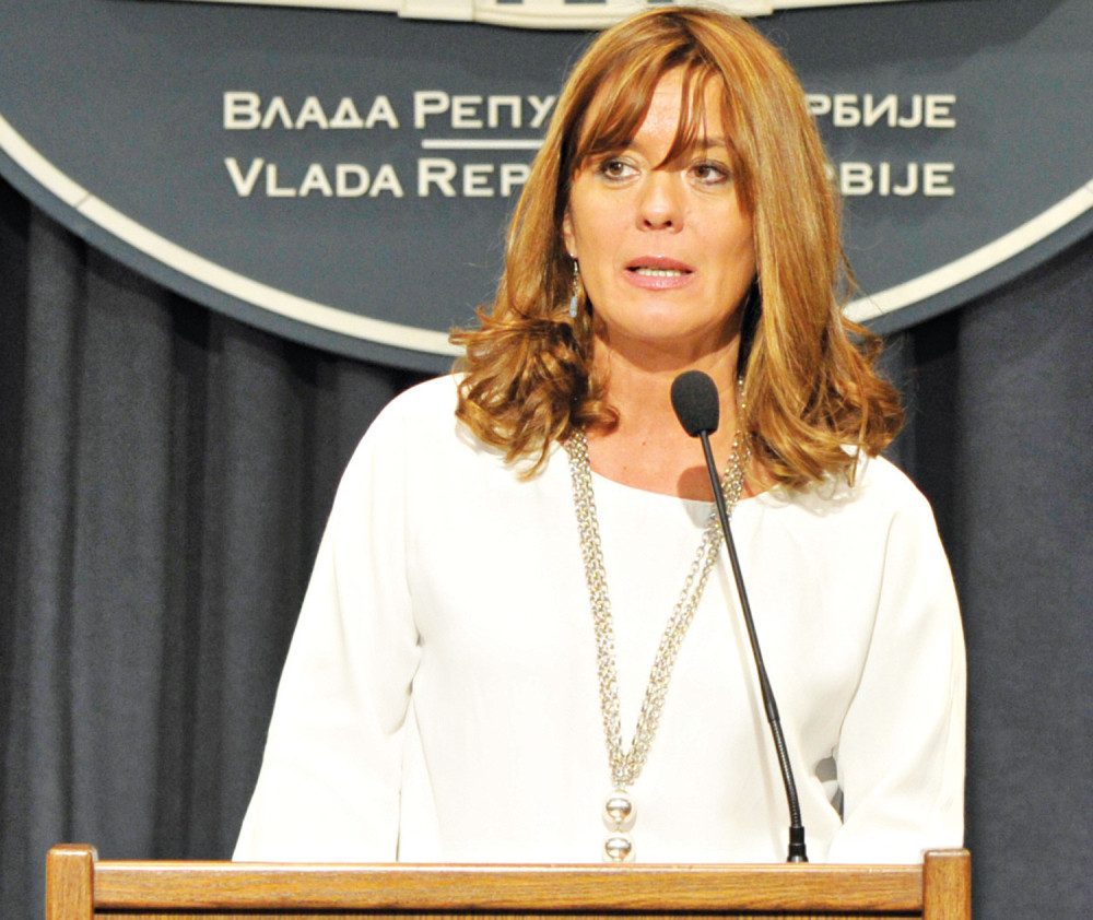 Premijer govori iz glave!