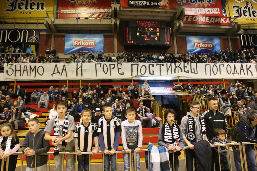 Nema više dece na parketu!