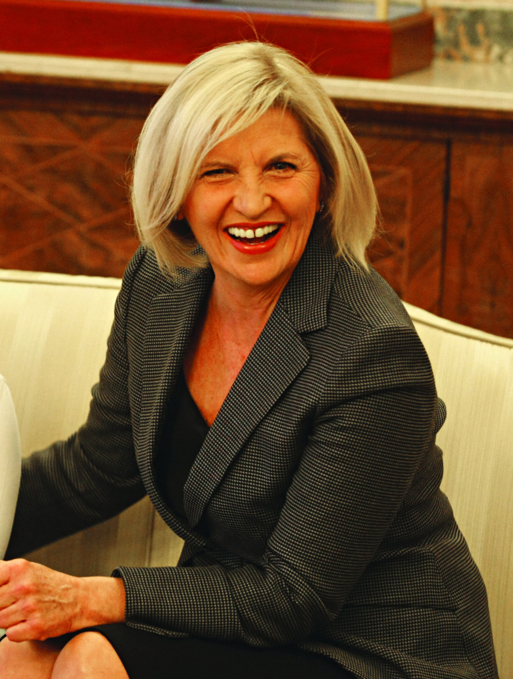 Dragica ugradila zube od 280.000 dinara!