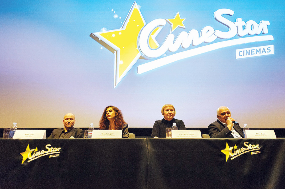 Nađa i Mima otvorili bioskop u Pančevu!