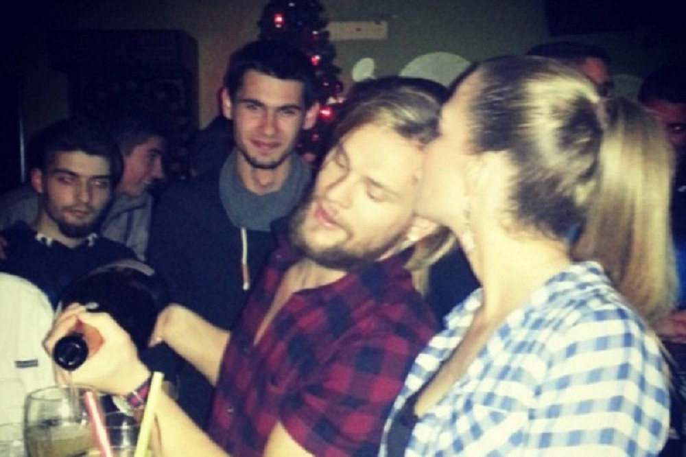 Tina i Darko javno razmenjuju nežnosti (FOTO)