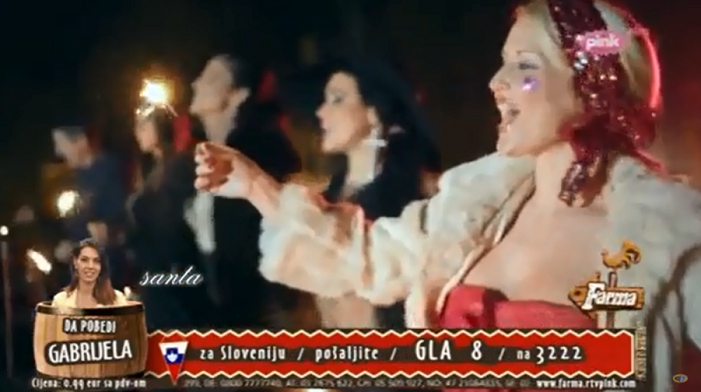 Farmeri pesmom čestitali Novu godinu! (VIDEO)