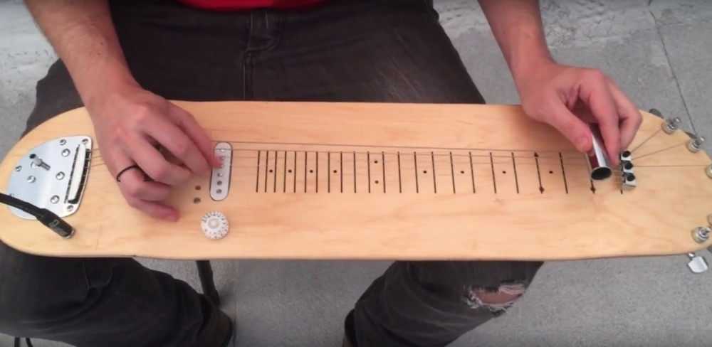 Napravio gitaru od skejta! (VIDEO)