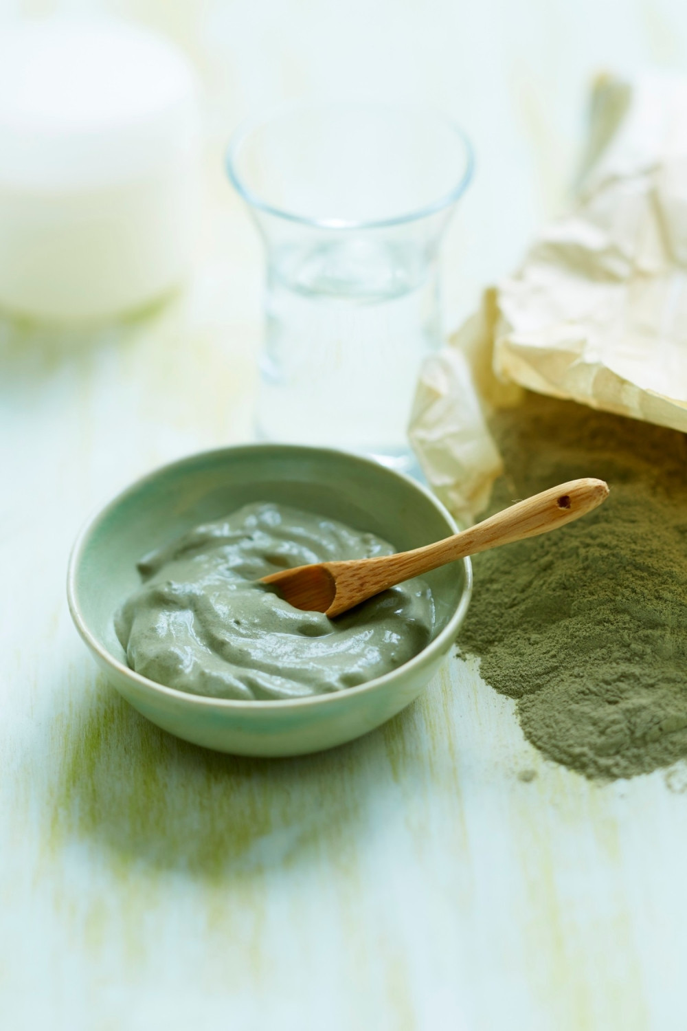 Zelena glina leči telo i spolja i iznutra