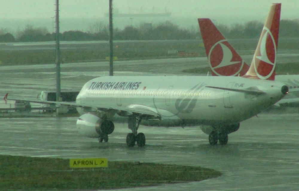 Prizemljeni avioni zbog vetra