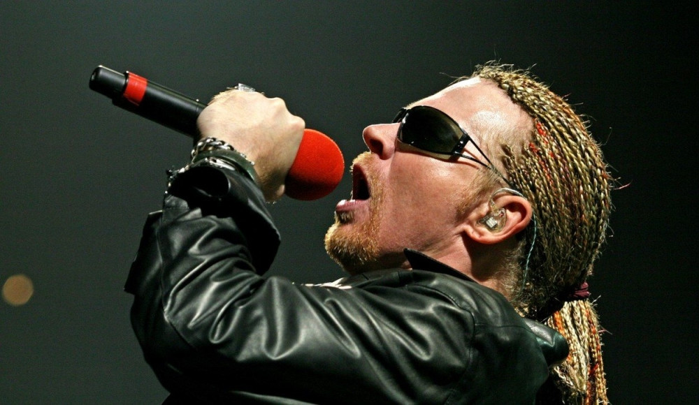 Eksl Rouz je novi pevač AC/DC!