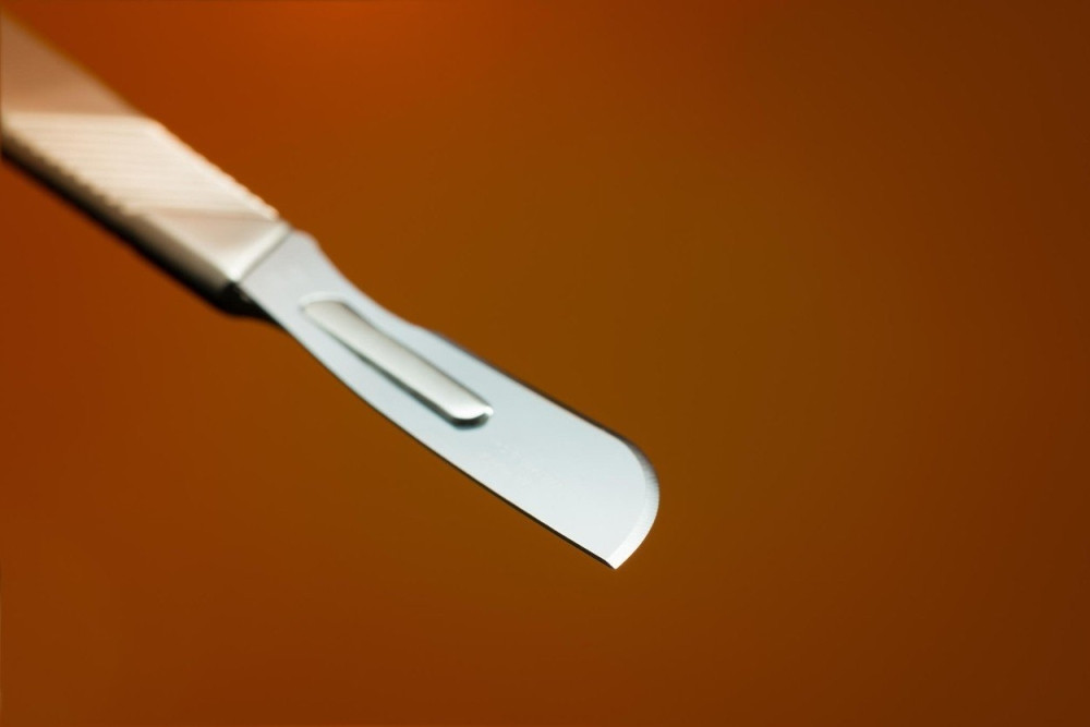 Parlament zabranio obrezivanje žena