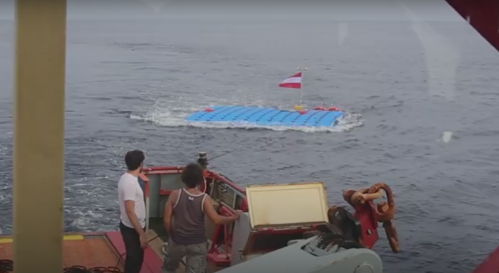 Veštačko ostrvo za spas izbeglica! (VIDEO)