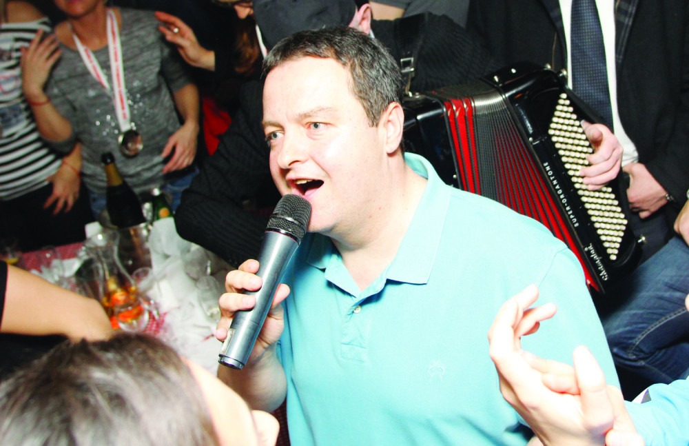 Dačić zapevao Erdoganu, dobio i bakšiš!