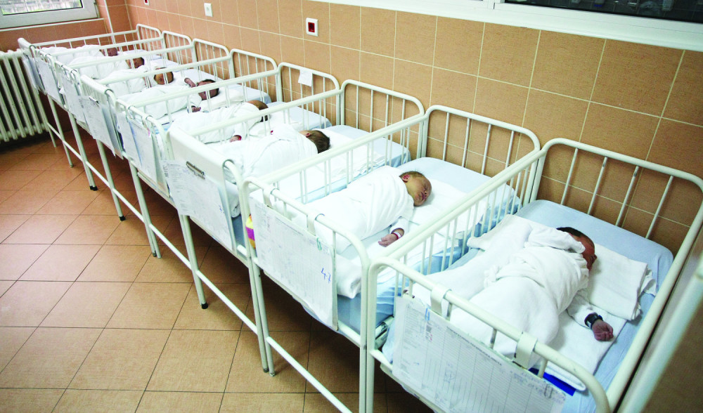 Drama poznatog srpskog košarkaša: ćerka mu rođena sa 710 grama, lekari su govorili da će UMRETI! Birali su i kovčeg! (FOTO + VIDEO)