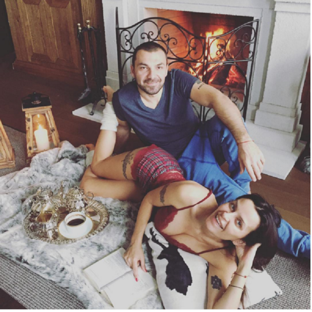 Ova slika privukla je veliku pažnju na otvaranju Eleninog restorana (FOTO)