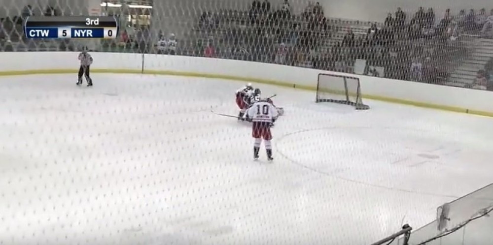 Hokejaški meč trajao osam i po sati!