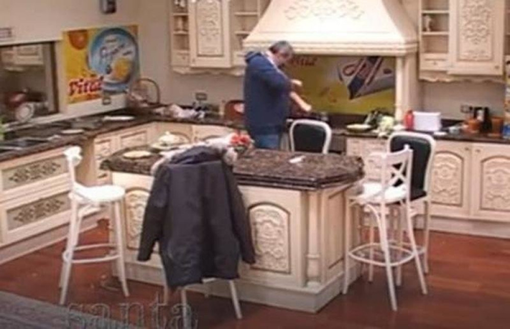 Miki pokušao da se ubije! (VIDEO)