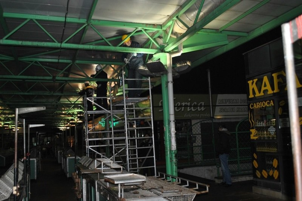 Na Zelenjaku postavljena zaštita od ptica (FOTO)