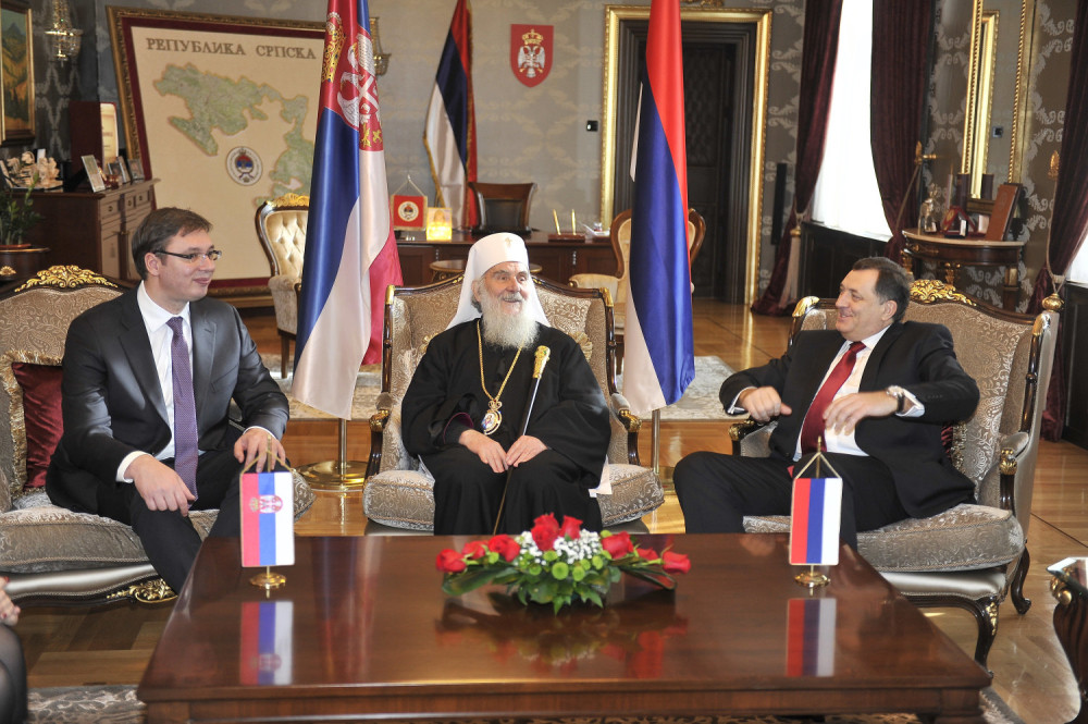 Vučić: Srpska se ne može ukinuti dekretom!