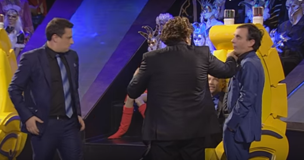 Maca udario Marka Živića! (VIDEO)