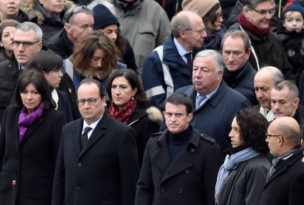 Oland posetio najveću parisku džamiju