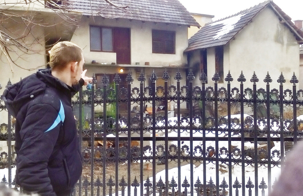 Unuk pronašao dedu i babu ugušene dimom