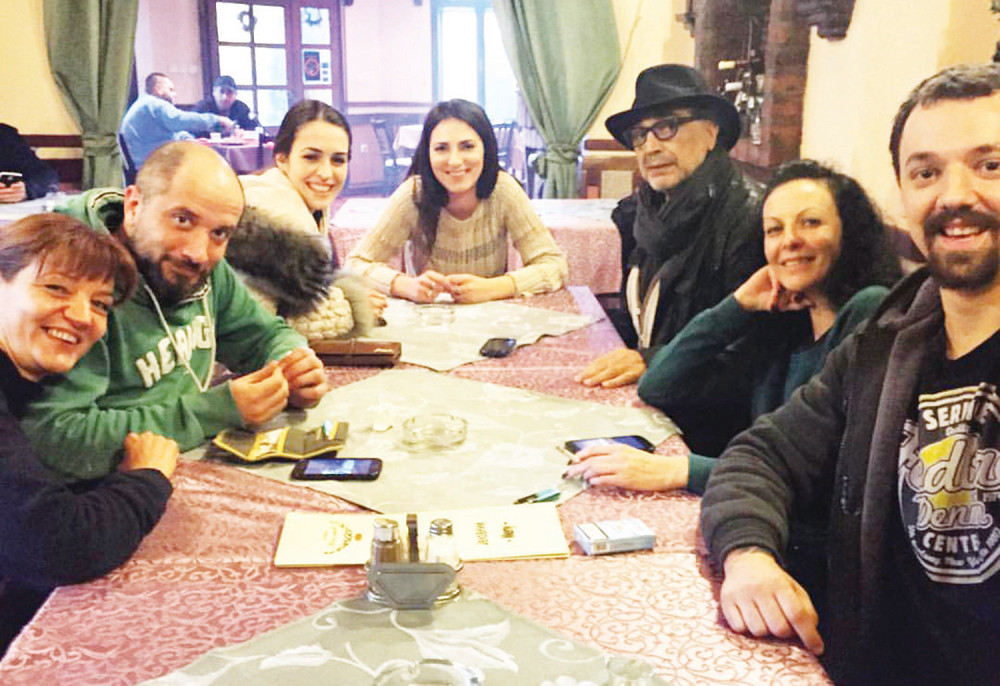 „Sinđelići“ pauzu prave u kafani