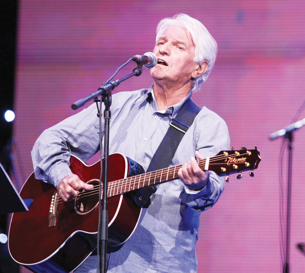 Slušam Kemalove pesme i mislim da je živ!