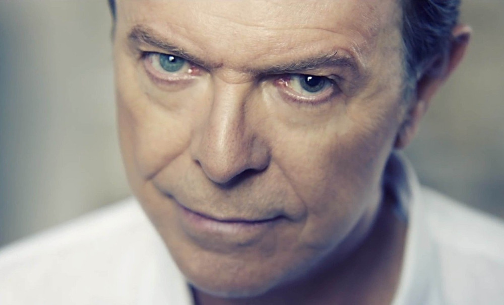 Masimo peva Dejvida Bouvija