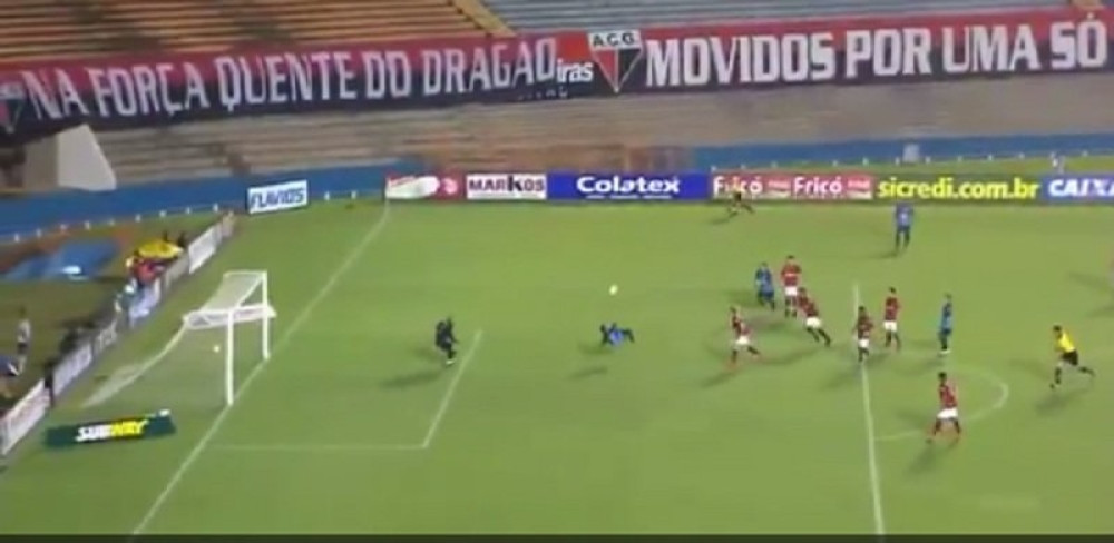 Anonimni Brazilac Lira osvojio "Puškaša"!