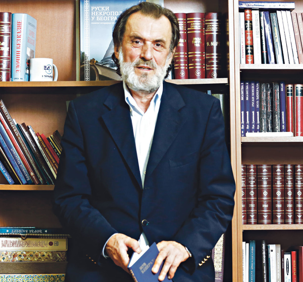 Vuka ostavili najbliži saradnici