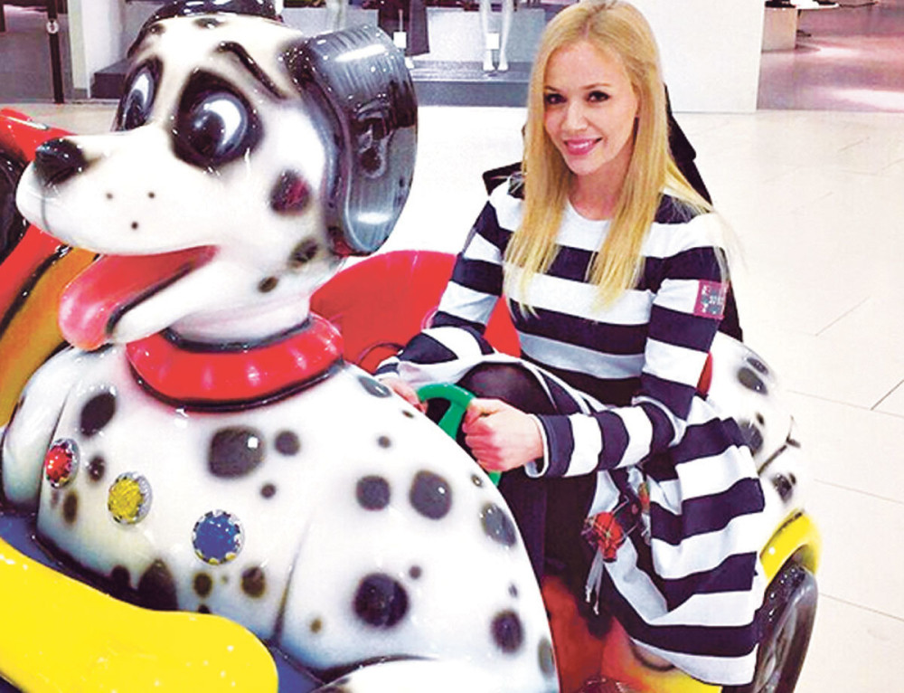 Rozga totalno podetinjila