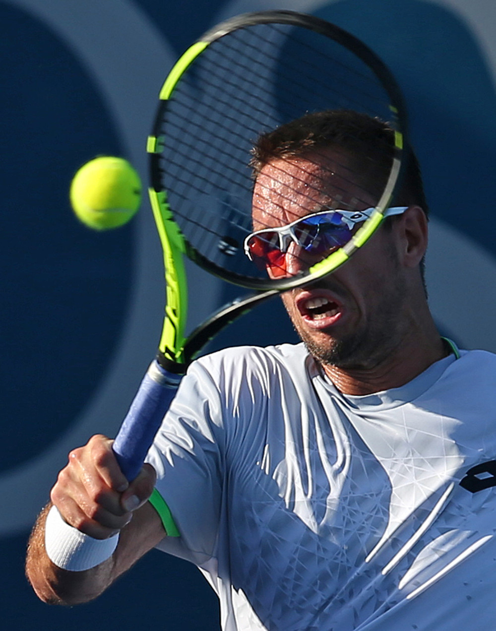 Troicki u četvrtfinalu Sidneja