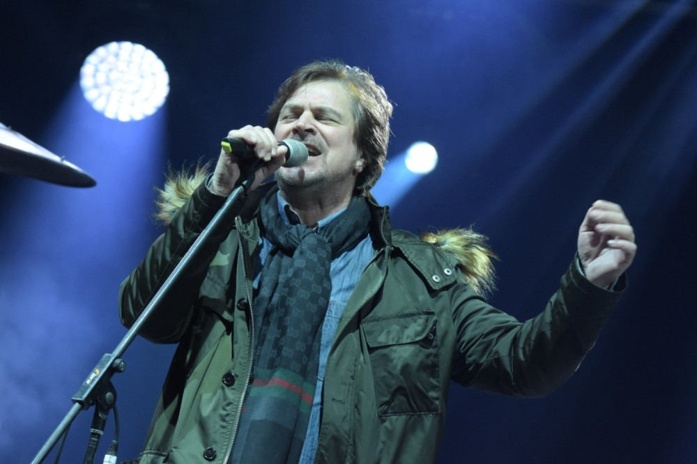 Ne zovem se Alen, već...