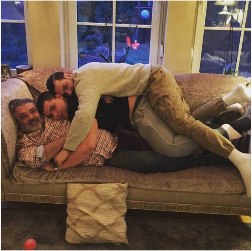 Viktor i Filip navalili na Bobu